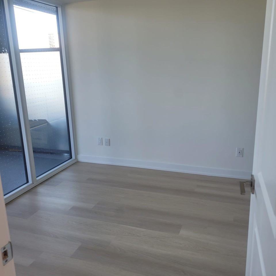 2825 Jane St #212 - Photo 7 of 12