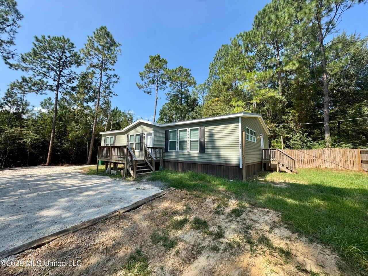 21035 Saucier Lizana Rd - Photo 4 of 20