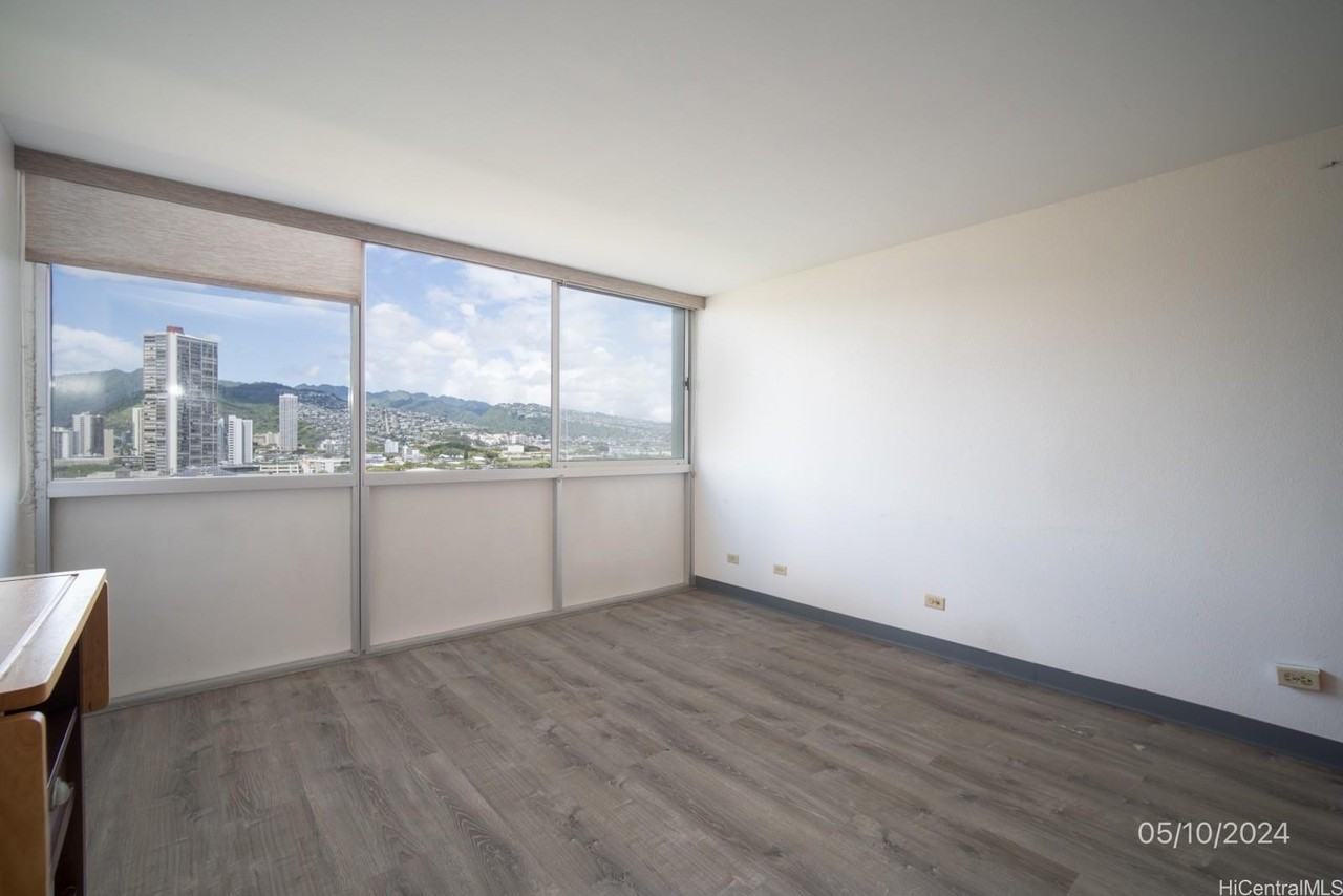 2211 Ala Wai Blvd #1411 - Photo 2 of 18