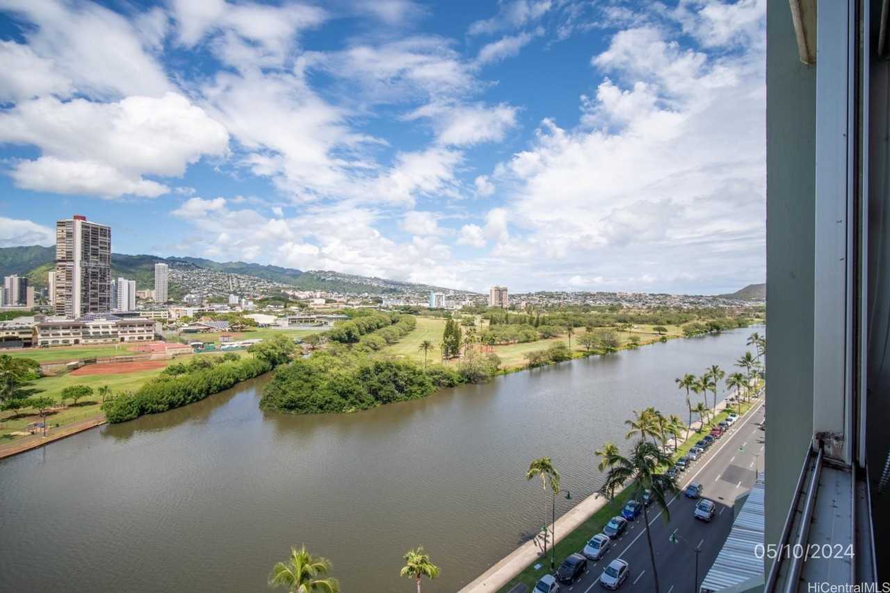 2211 Ala Wai Blvd #1411 - Photo 5 of 18