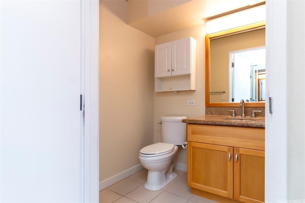 1288 Kapiolani Blvd #I907 - Photo 6 of 24