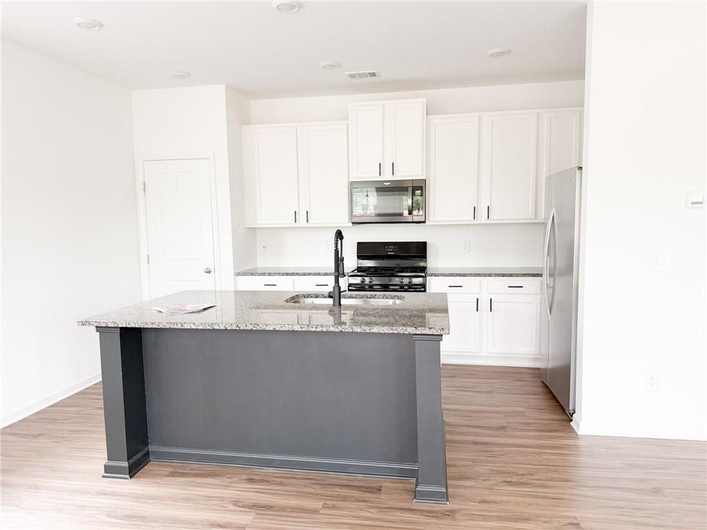 102 Pointe Pl - Photo 6 of 16