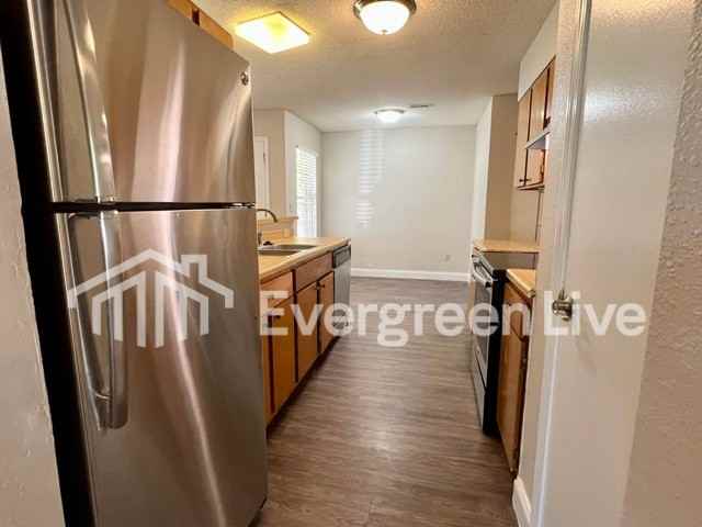 101 Aleron Ct - Photo 5 of 19