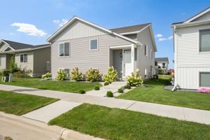 featured image of 6037 Sandstone St Nw