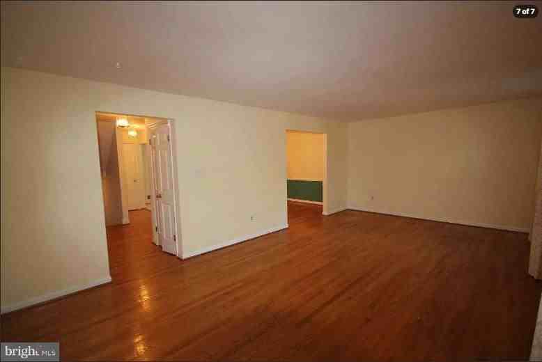 2303 Mcgregor Ct - Photo 2 of 7