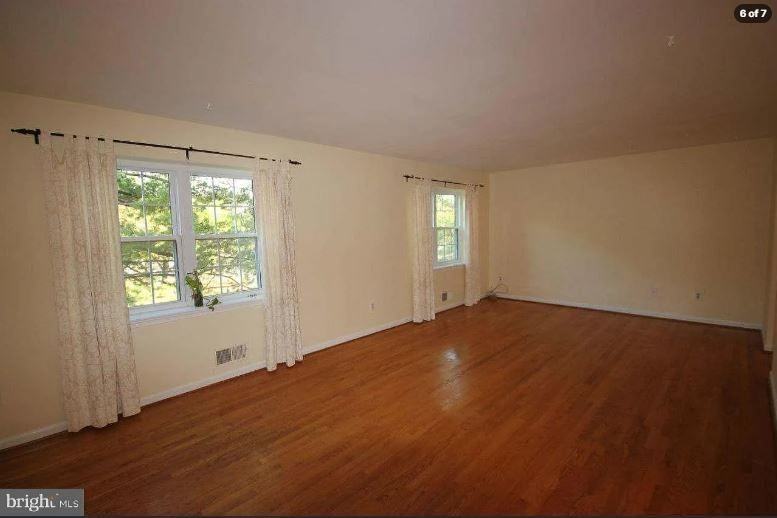 2303 Mcgregor Ct - Photo 3 of 7