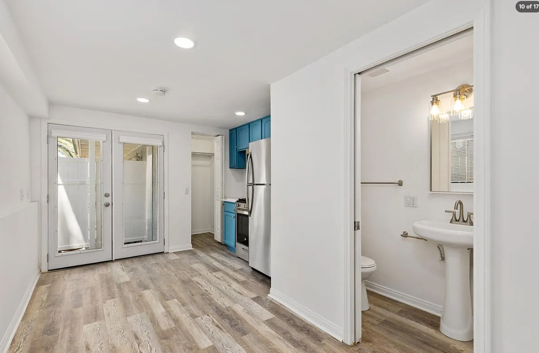 754 Dewitt Ave - Photo 2 of 3