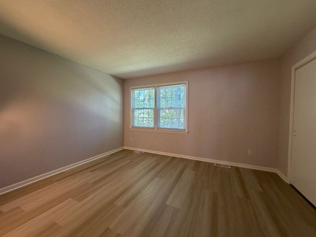310 Booth St ##M - Photo 5 of 7