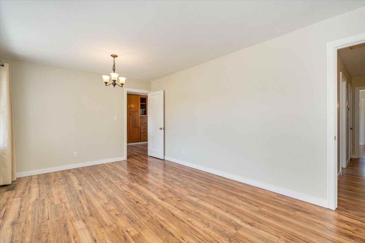 2109 Montecito Ave - Photo 4 of 21