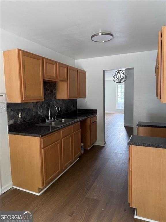 7280 Oakley Ct - Photo 2 of 5