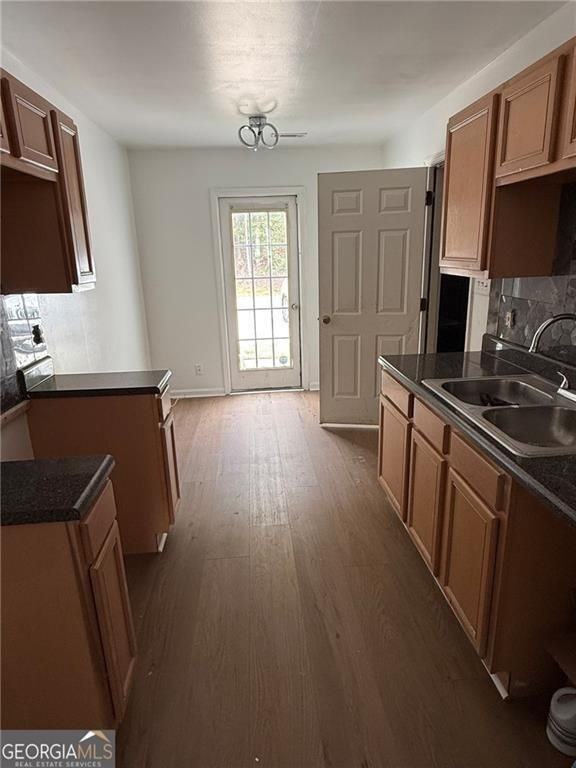 7280 Oakley Ct - Photo 3 of 5