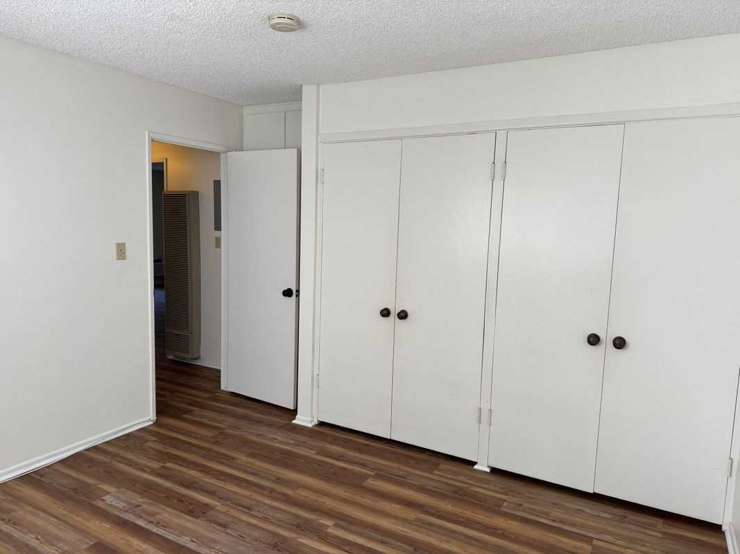 48 S Oak Ave - Photo 5 of 6
