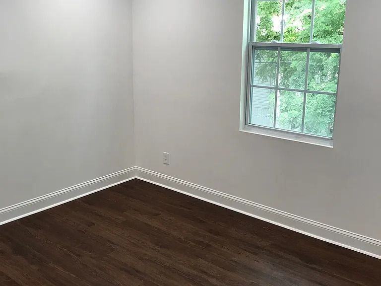 1608 18th St Se ##1b - Photo 6 of 14