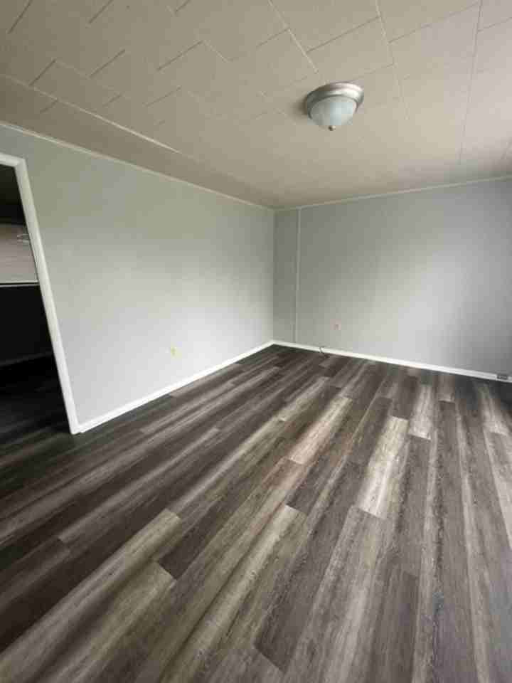 601 Cedarwood Dr - Photo 4 of 18