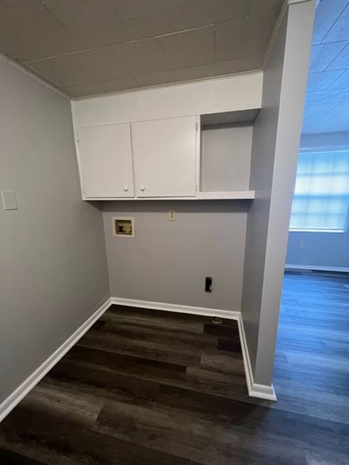 601 Cedarwood Dr - Photo 7 of 18