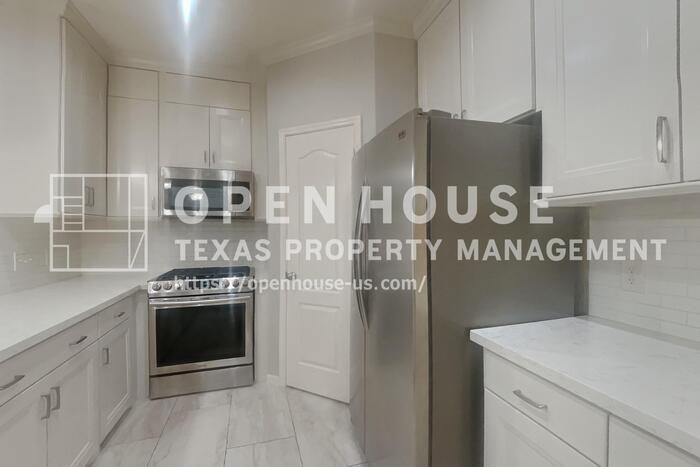 3631 Royal Royce Dr - Photo 6 of 23