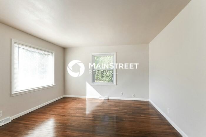 1865 N Bazil Ave - Photo 3 of 16