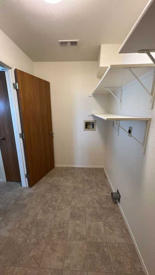 317 Black Elk Ct - Photo 6 of 8