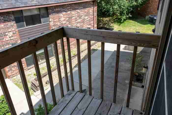 1050 Newton Rd #06 - Photo 7 of 24