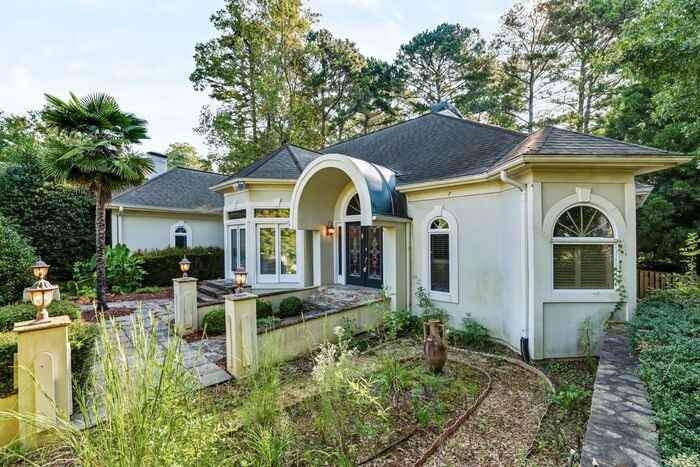6920 Oak Brook Way - Photo 3 of 50