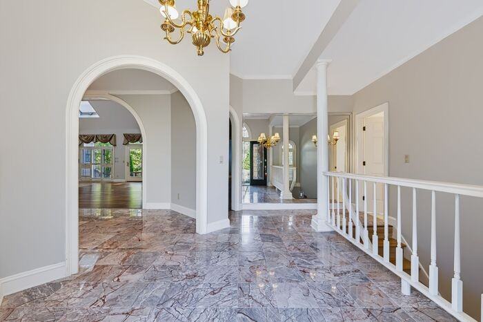 6920 Oak Brook Way - Photo 6 of 50