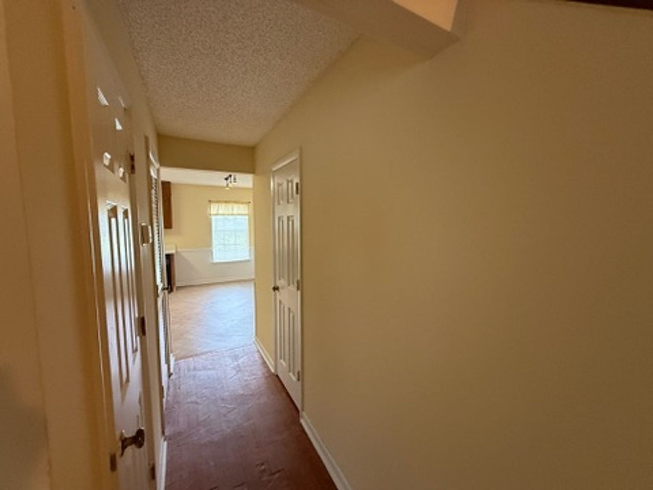 154 E University Dr - Photo 7 of 22