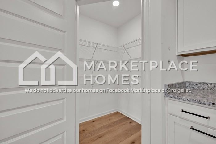 4244 Coal Creek Loop - Photo 7 of 29