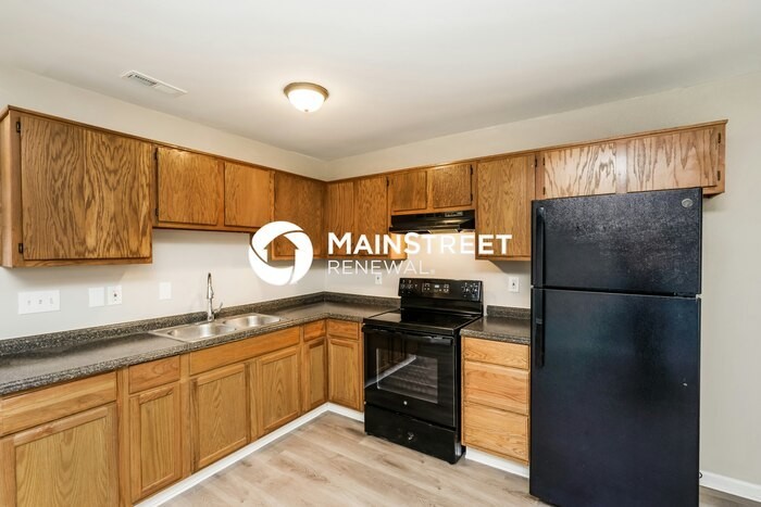 638 S 26th St - Photo 3 of 16