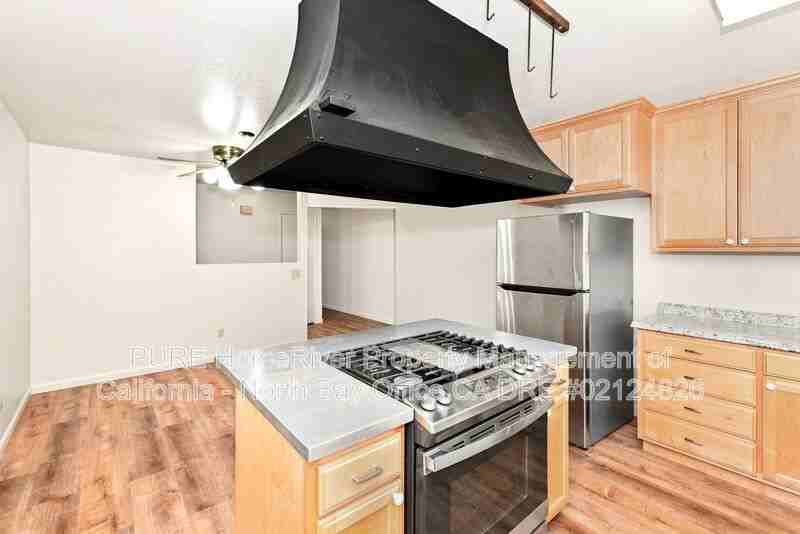 2436 Campbell Dr - Photo 7 of 31