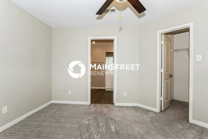25208 Dickens Dr - Photo 7 of 16