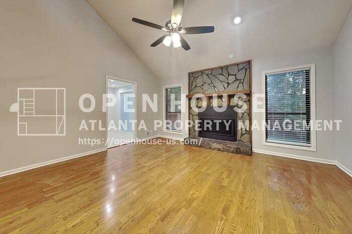 3521 Birchwood Trl - Photo 4 of 25