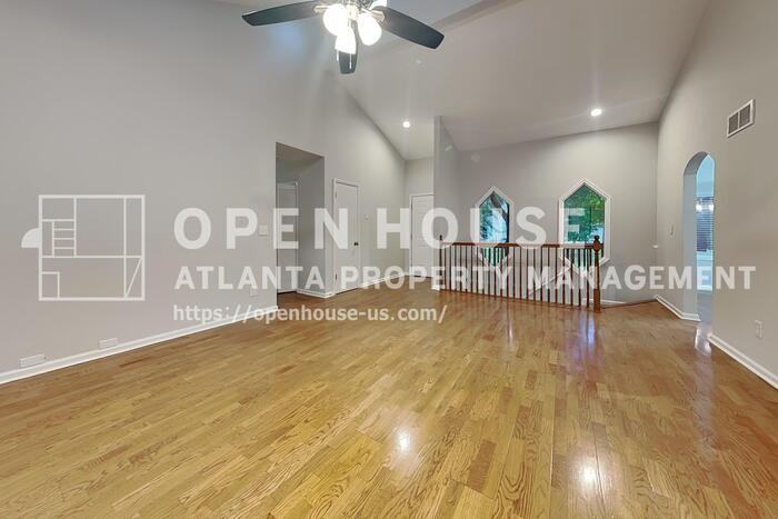 3521 Birchwood Trl - Photo 5 of 25