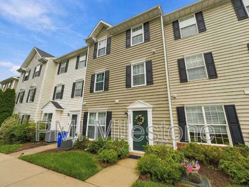 2132 Bristol Dr - Photo 3 of 26