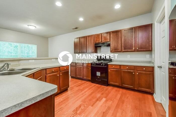 1300 Suttles Dr Sw - Photo 6 of 17