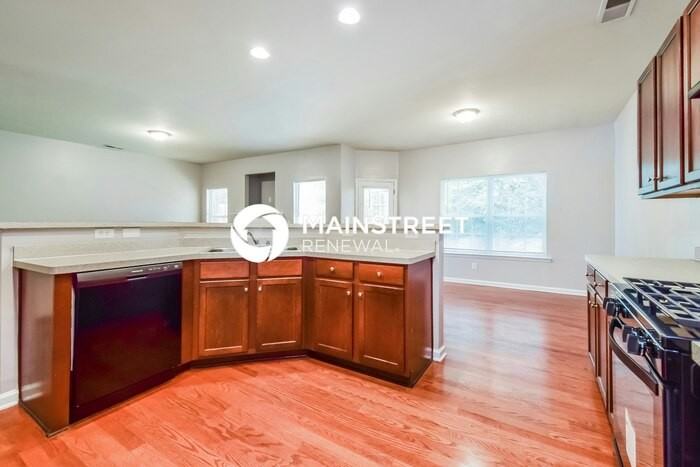 1300 Suttles Dr Sw - Photo 7 of 17