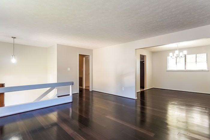 5354 Dixieland Rd - Photo 4 of 12