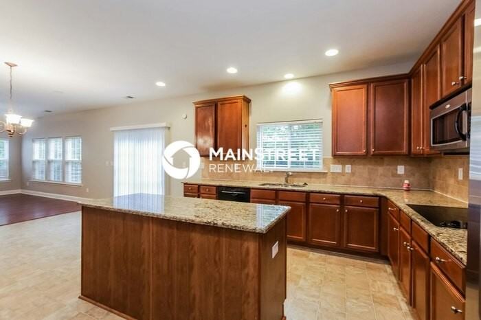 6640 Evanton Loch Rd - Photo 6 of 17