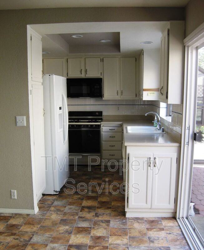 66 Linda Ln - Photo 4 of 6