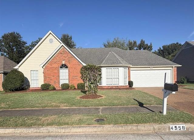 4558 Kings Grant Dr