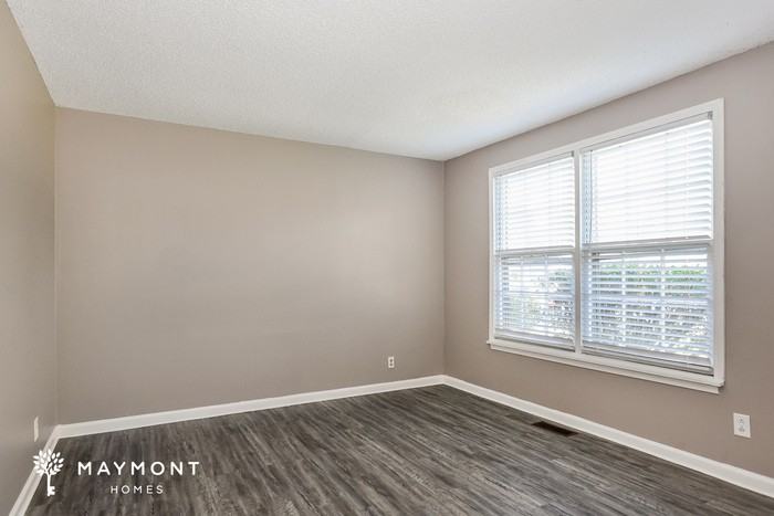 632 Doane Dr - Photo 4 of 12