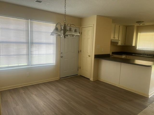 224 Ingle Ave - Photo 4 of 10
