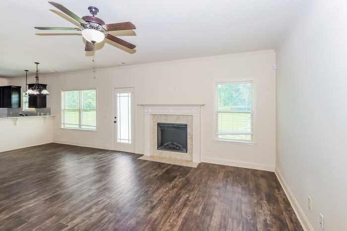 520 Trousseau Ln - Photo 2 of 15
