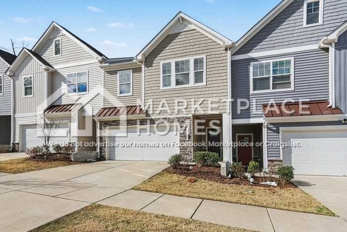 1137 Alston Ridge Ct - Photo 2 of 26