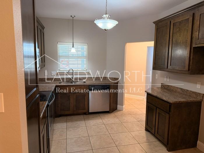 4612 Angus Dr - Photo 5 of 25