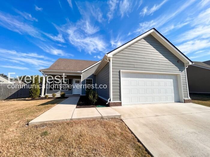 1043 Echo Ridge Rd - Photo 2 of 21