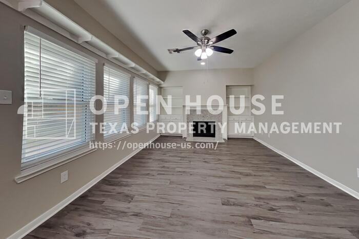 1021 Glenview Dr - Photo 6 of 21