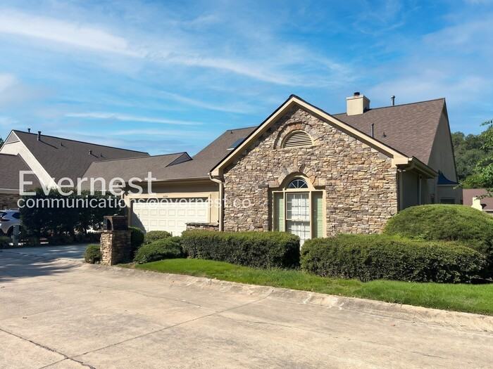 4580 Village Dr - Photo 2 of 35
