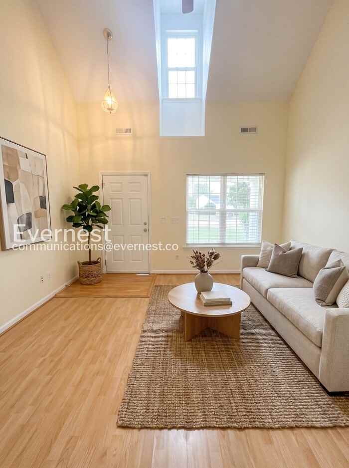 404 Valley Glen Dr - Photo 2 of 25