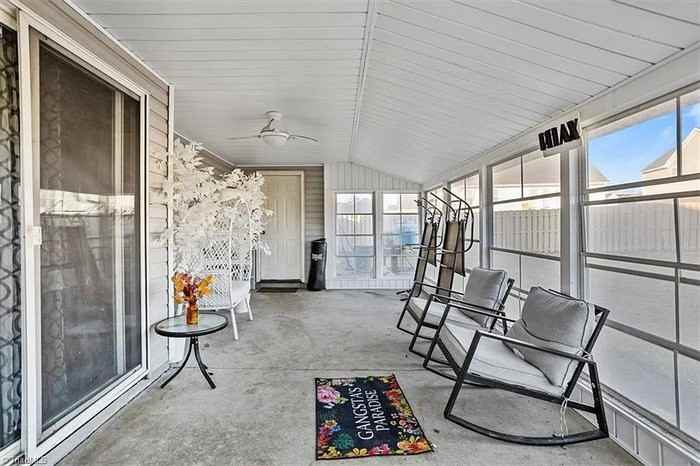 305 Carter Ridge Dr - Photo 4 of 14