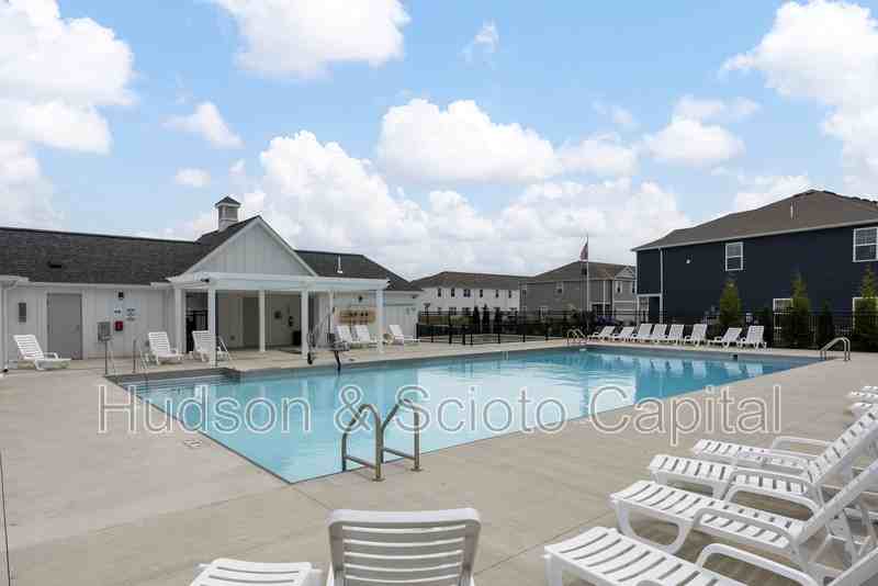 6316 Marinelli Dr S - Photo 6 of 47